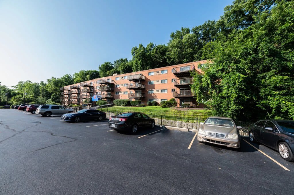 Apartments for Rent in Hartwell, Cincinnati Congress Run